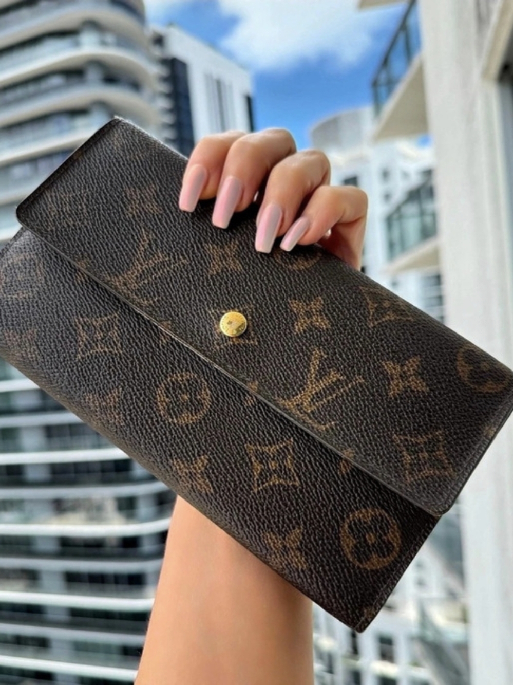 Louis Vuitton | Sarah Wallet
